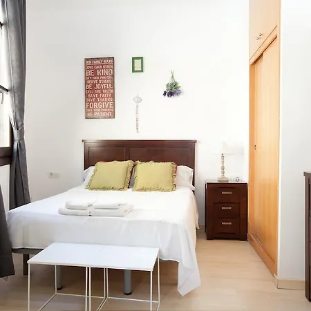 No 15 - The Streets Apartment *